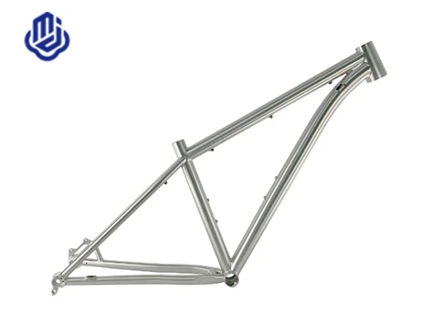 Titán MTB váz